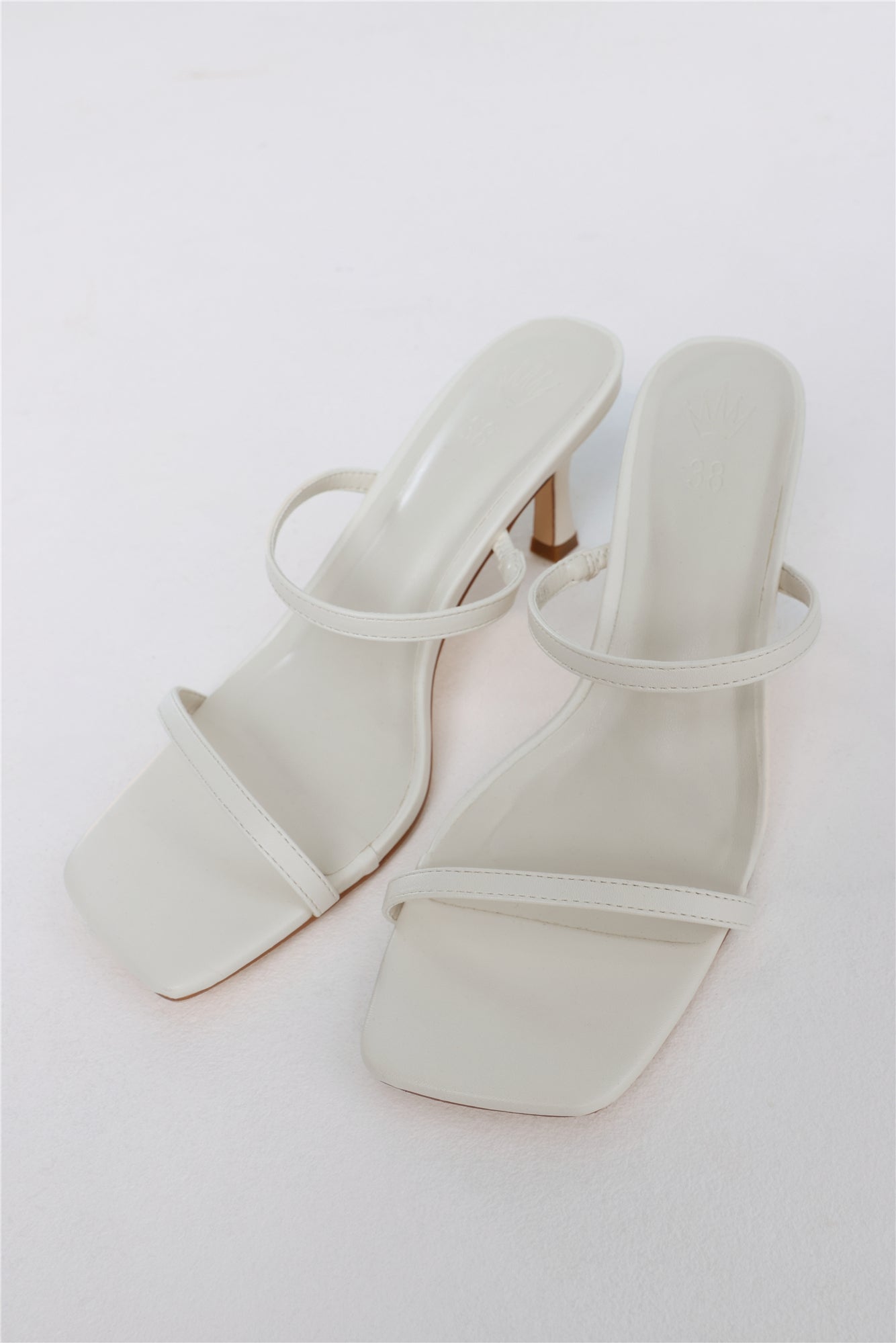 Emeraude Elbise III — Barzello