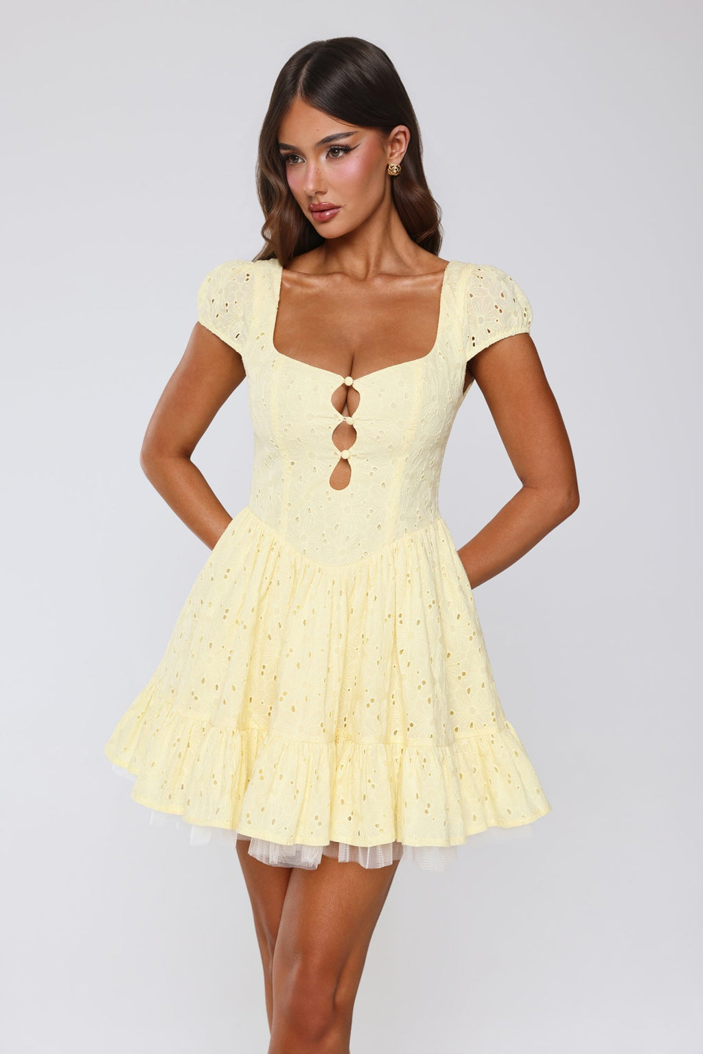 Kalp Yaka Tül Mini Elbise — Barzello