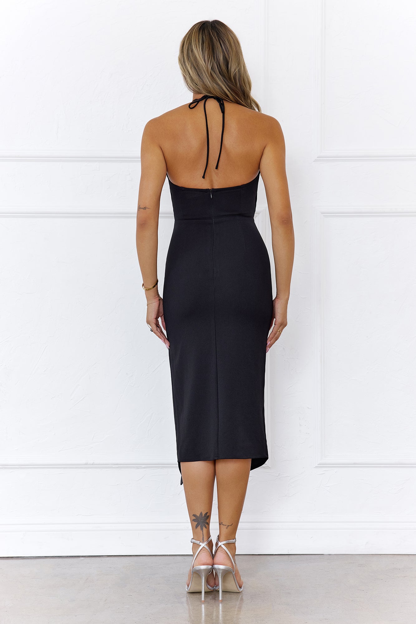 Tulipe Halter Midi Elbise — Barzello