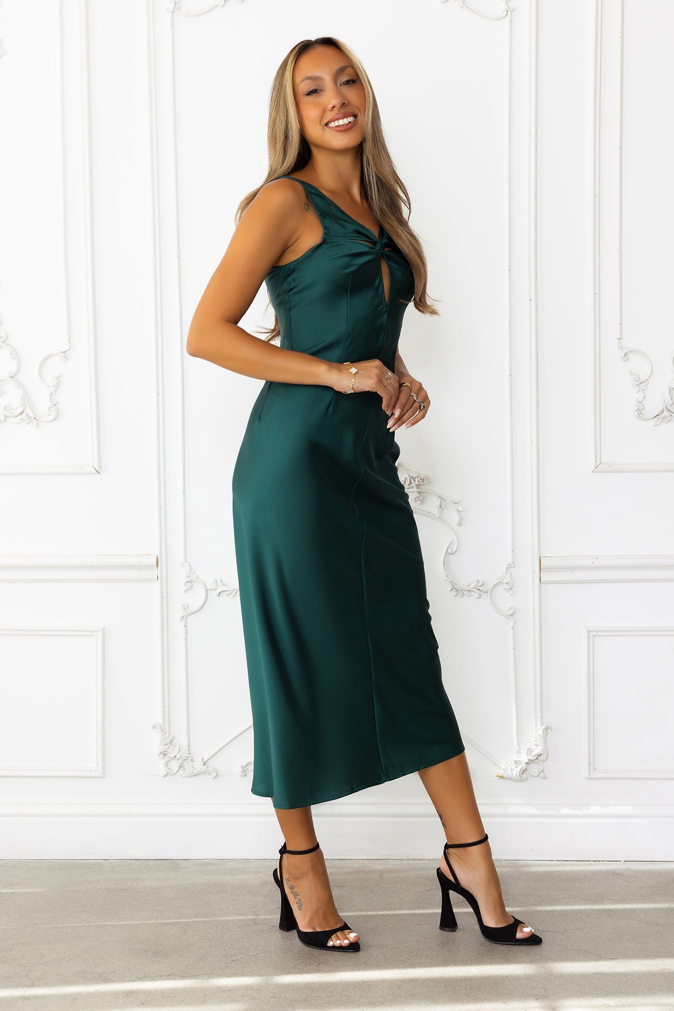 Xanthe Saten Midi Elbise — Barzello